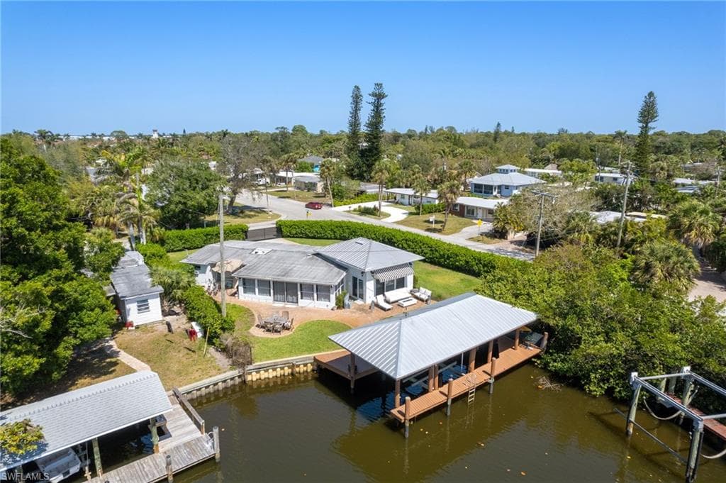 2180 Harbor Ln, Naples, FL 34104-30
