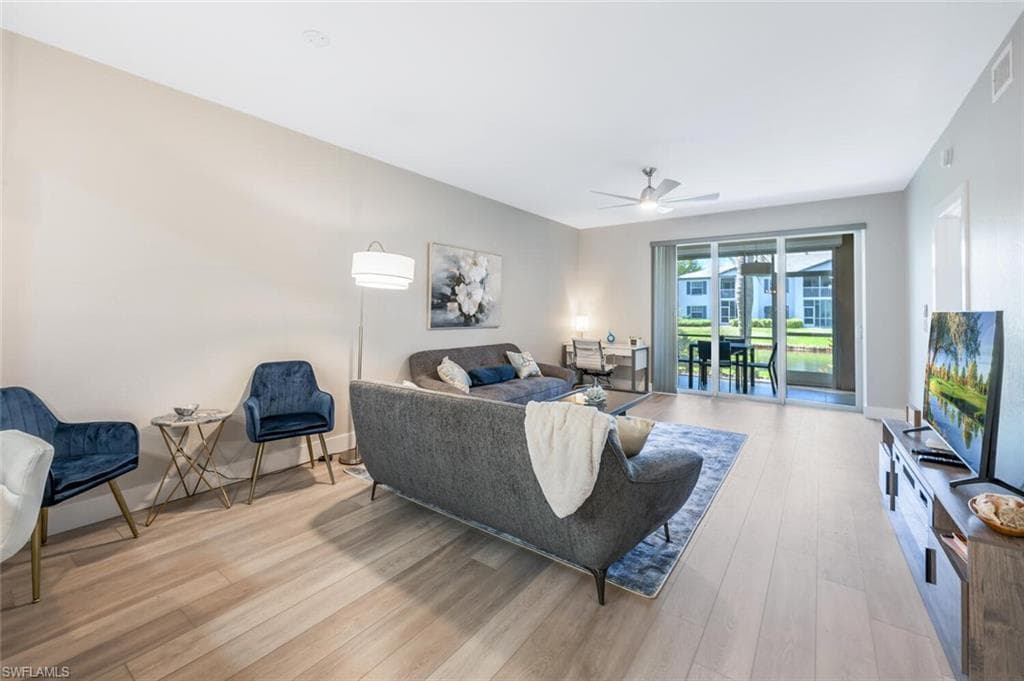886 Tanbark Dr SW 103, Naples, FL 34108-9