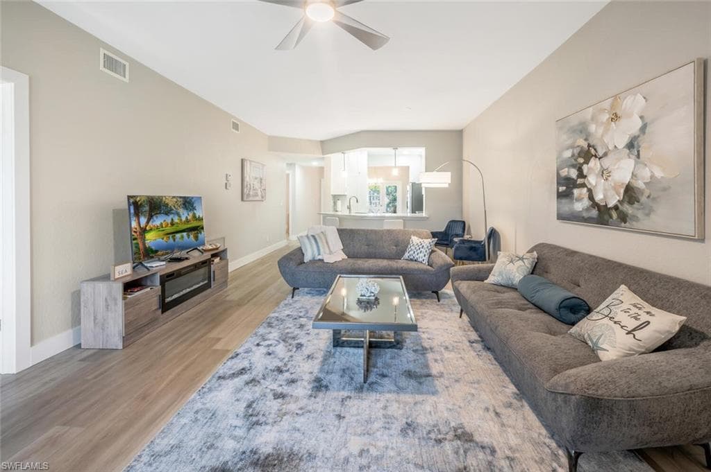 886 Tanbark Dr SW 103, Naples, FL 34108-15