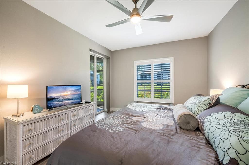 886 Tanbark Dr SW 103, Naples, FL 34108-21