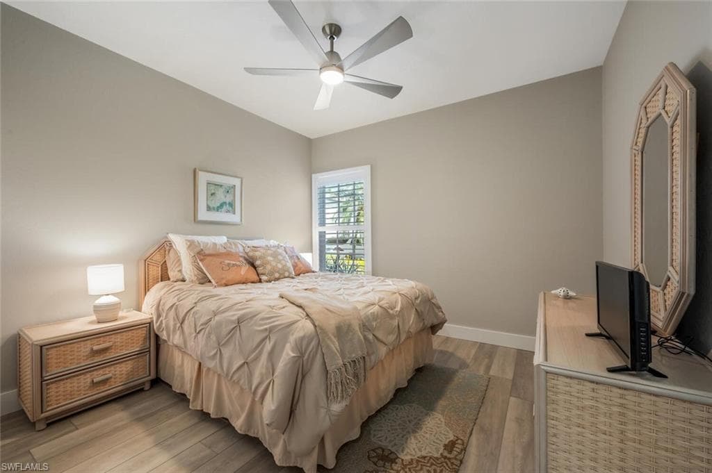 886 Tanbark Dr SW 103, Naples, FL 34108-25