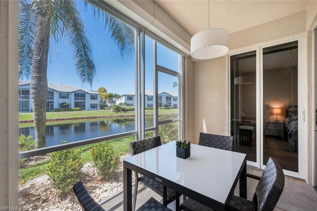 886 Tanbark Dr SW 103, Naples, FL 34108-29