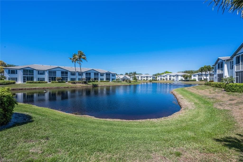 886 Tanbark Dr SW 103, Naples, FL 34108-30
