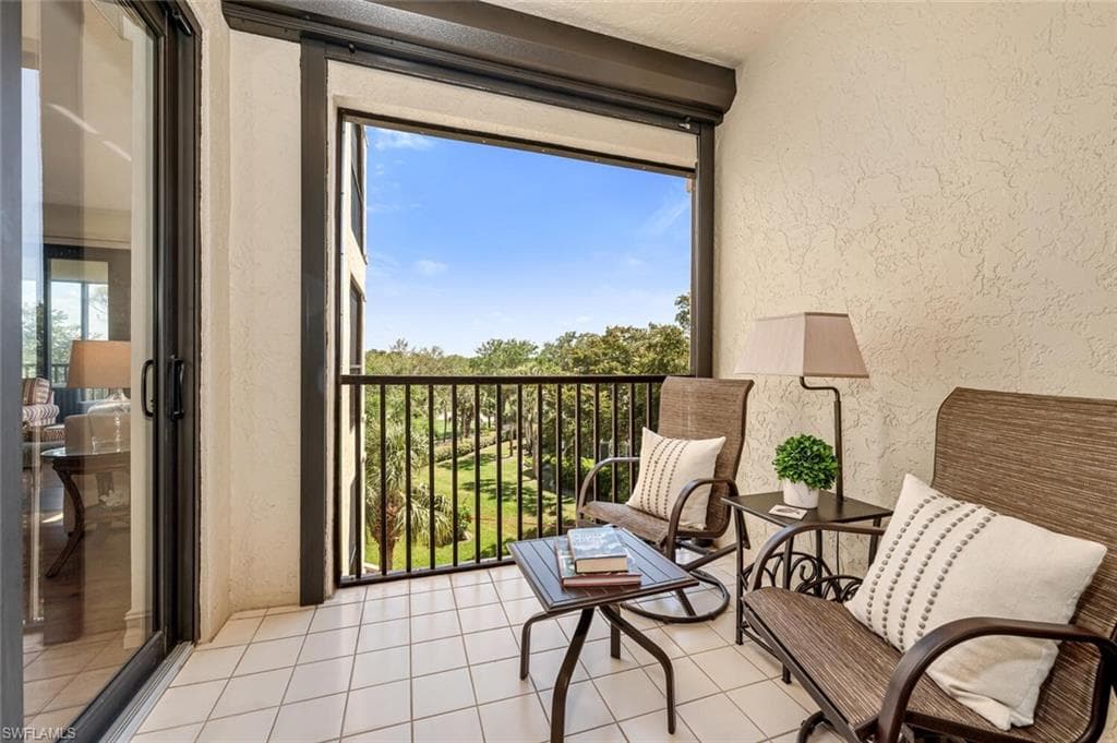 7008 Pelican Bay Blvd H302, Naples, FL 34108-16