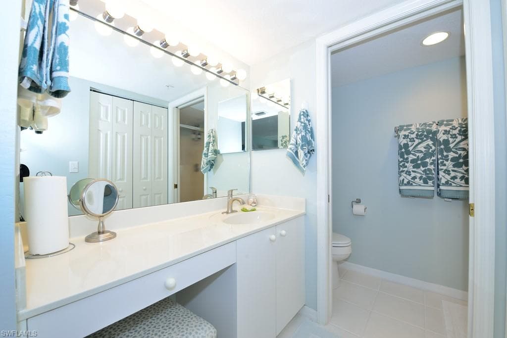 20121 Ian Ct 206, Estero, FL 33928-11