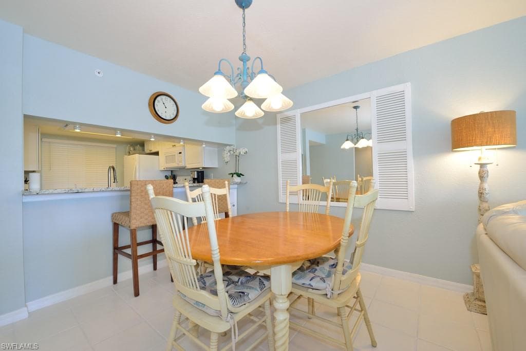 20121 Ian Ct 206, Estero, FL 33928-7