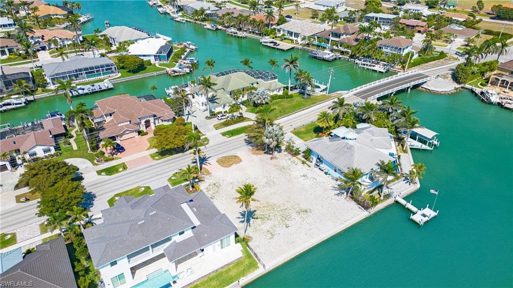 1293 Winterberry Dr, Marco Island, FL 34145-9