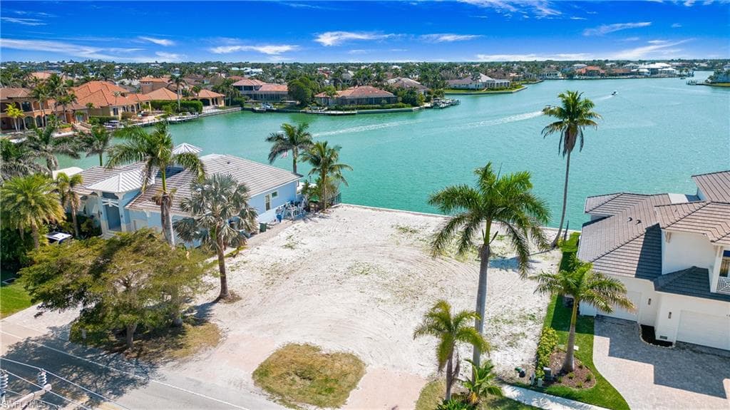 1293 Winterberry Dr, Marco Island, FL 34145-4