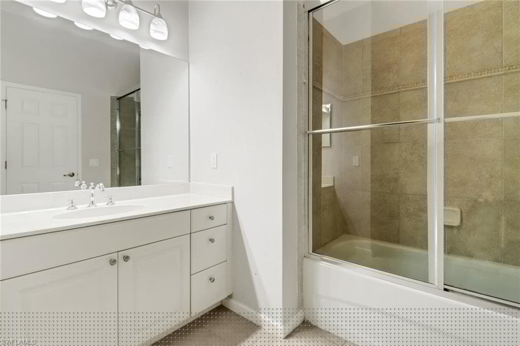 17498 Old Harmony Dr 202, Fort Myers, FL 33908-22