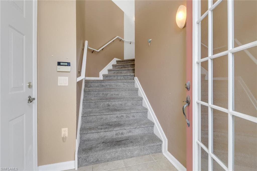 17498 Old Harmony Dr 202, Fort Myers, FL 33908-3