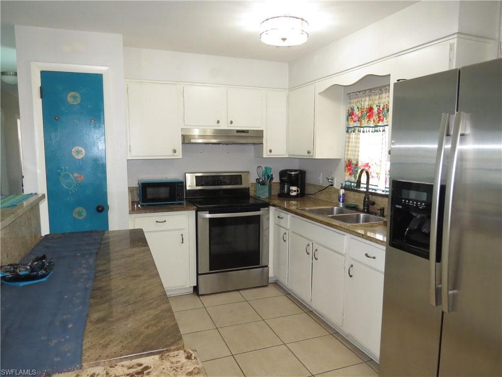 18566 Dogwood Rd, Fort Myers, FL 33967-13