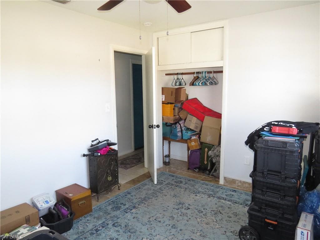 18566 Dogwood Rd, Fort Myers, FL 33967-21
