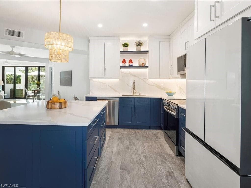2182 Anchorage Ln B, Naples, FL 34104-23