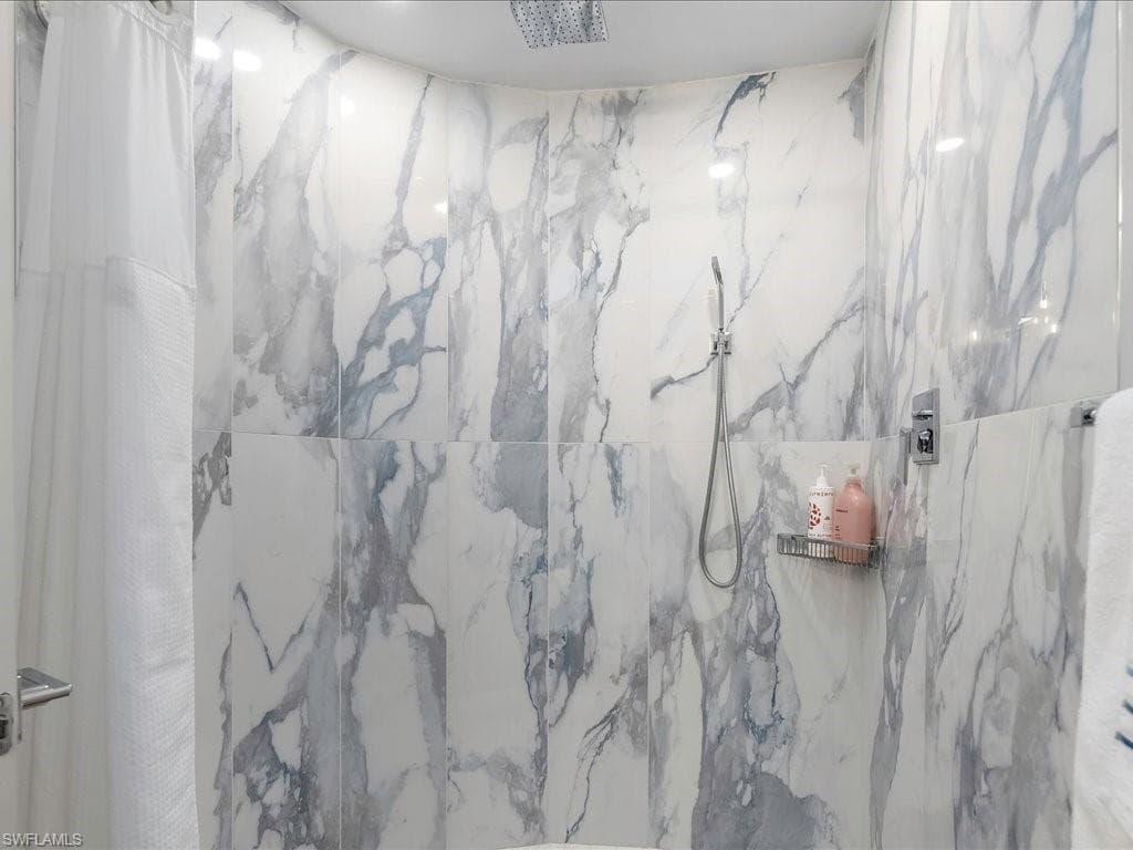 2182 Anchorage Ln B, Naples, FL 34104-36
