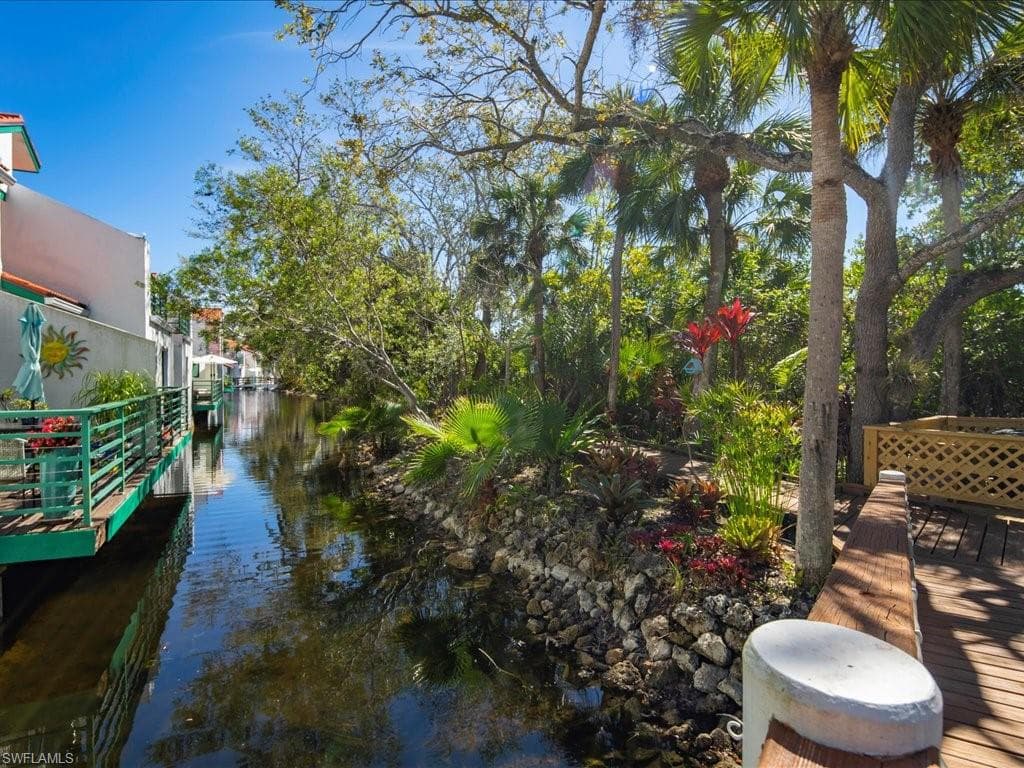 2182 Anchorage Ln B, Naples, FL 34104-46