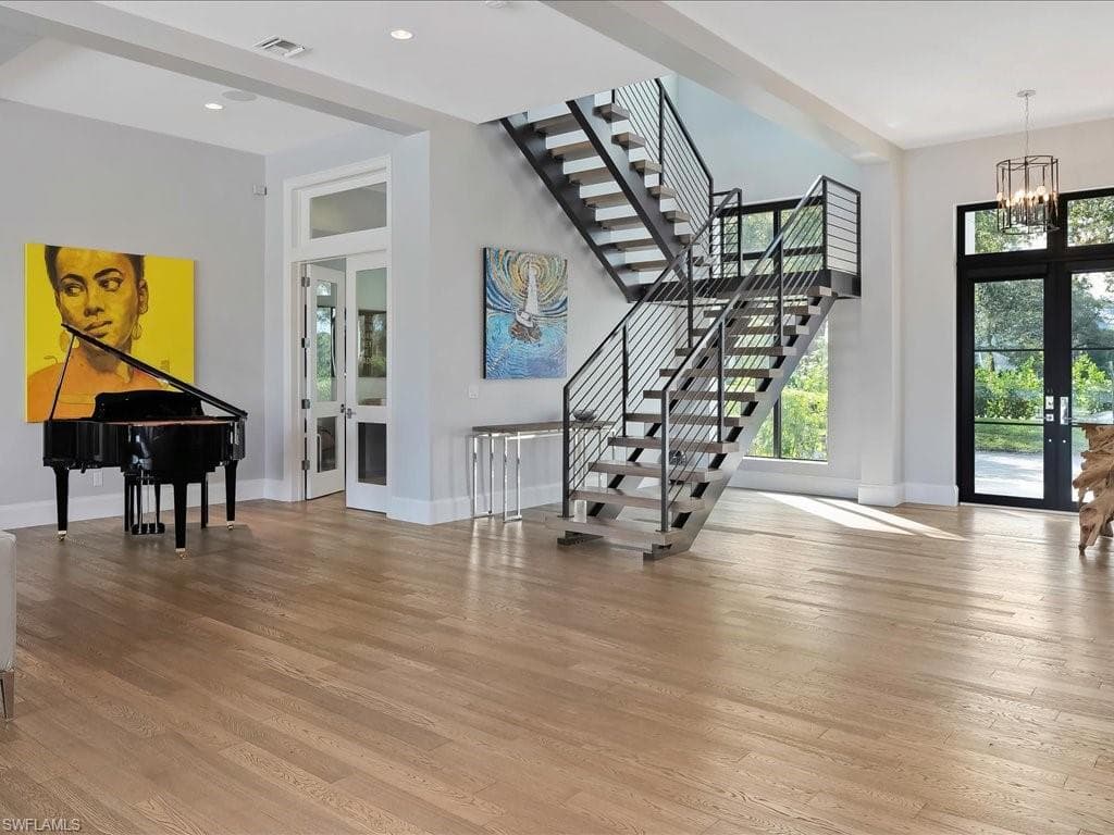 101 Carica Rd, Naples, FL 34108-15