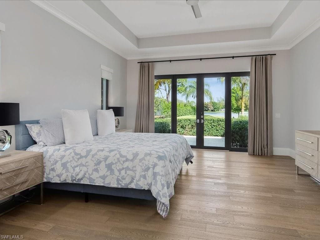 101 Carica Rd, Naples, FL 34108-21