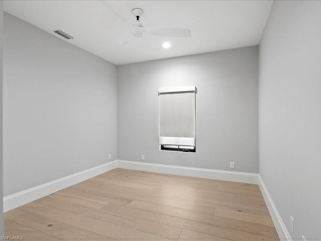 101 Carica Rd, Naples, FL 34108-46