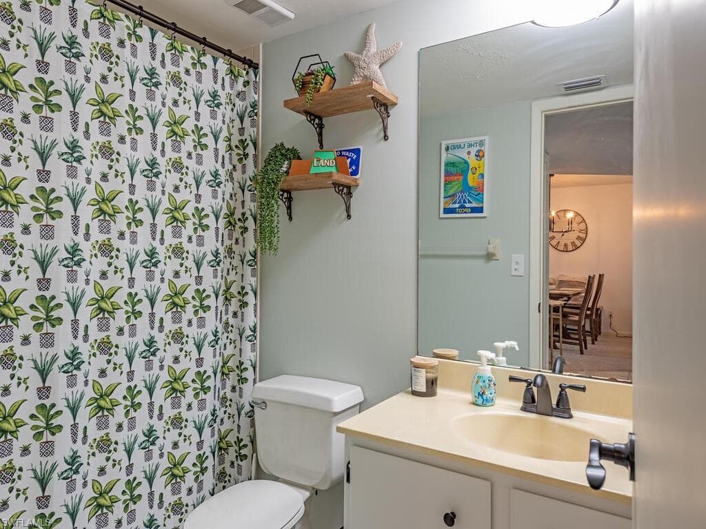 1344 Derbyshire Ct D103, Naples, FL 34116-9