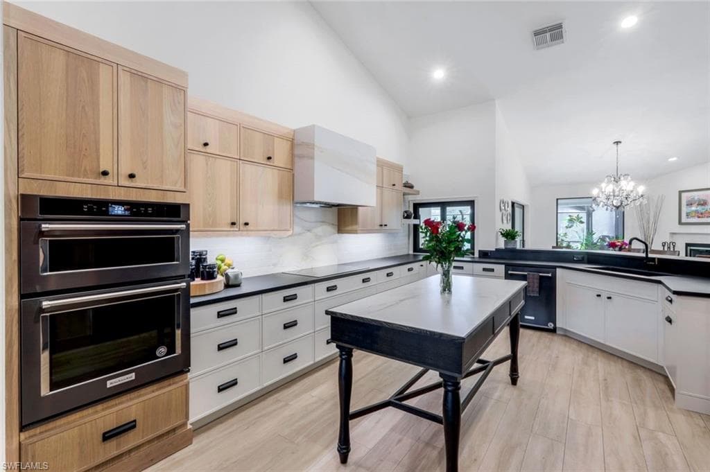 3953 Woodlake Dr, Bonita Springs, FL 34134-13