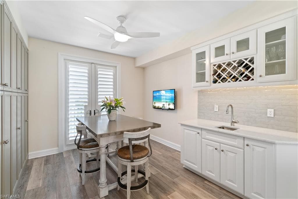 195 Topanga Dr, Bonita Springs, FL 34134-17