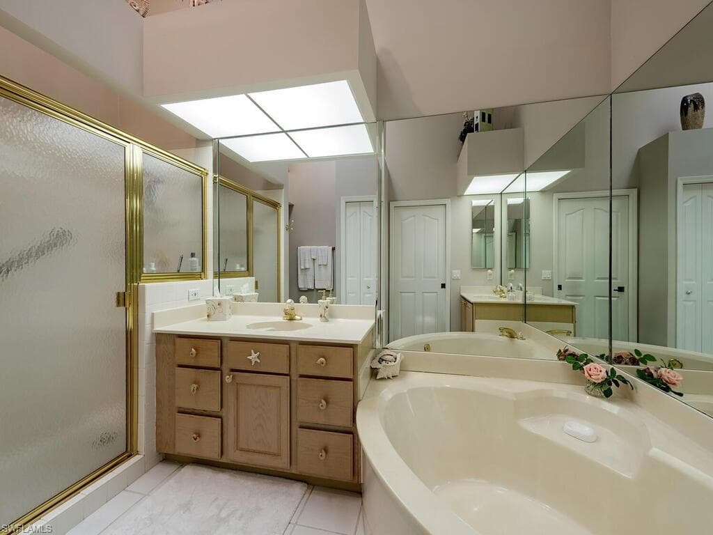 3572 Windjammer Cir 1404, Naples, FL 34112-9