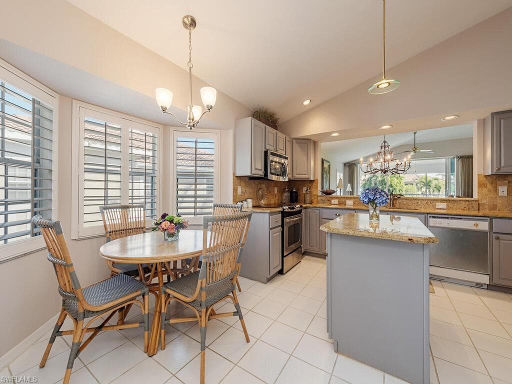 3572 Windjammer Cir 1404, Naples, FL 34112-3