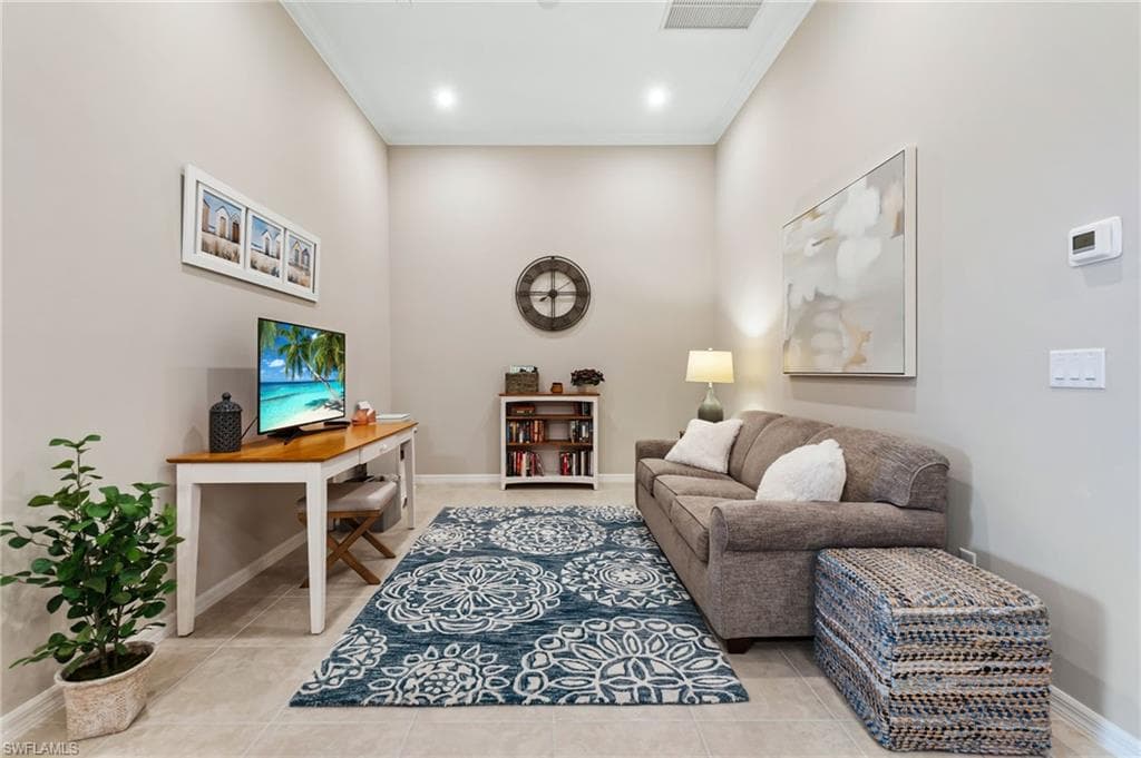 9394 Pocida Ct 202, Naples, FL 34119-8