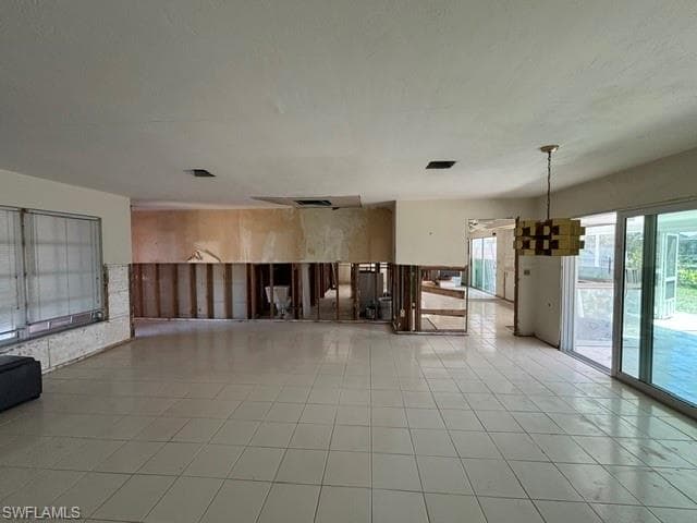 452 Seabee Ave, Naples, FL 34108-10