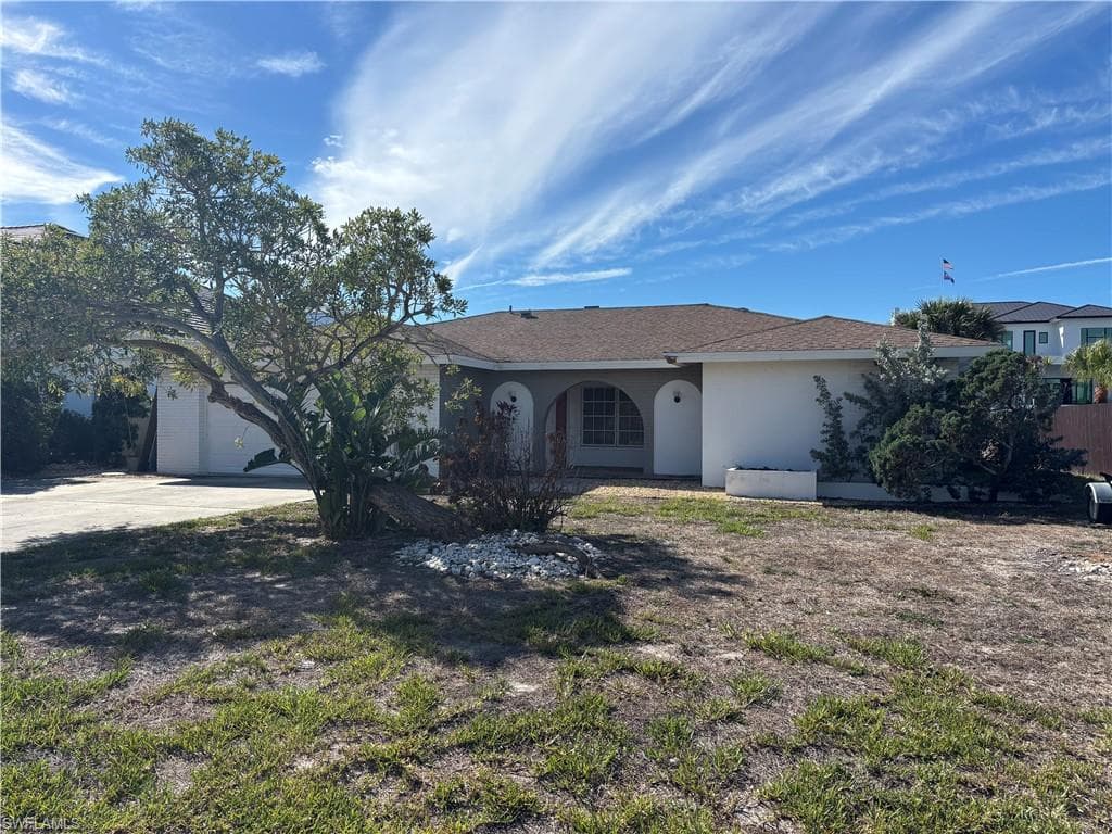 452 Seabee Ave, Naples, FL 34108-12