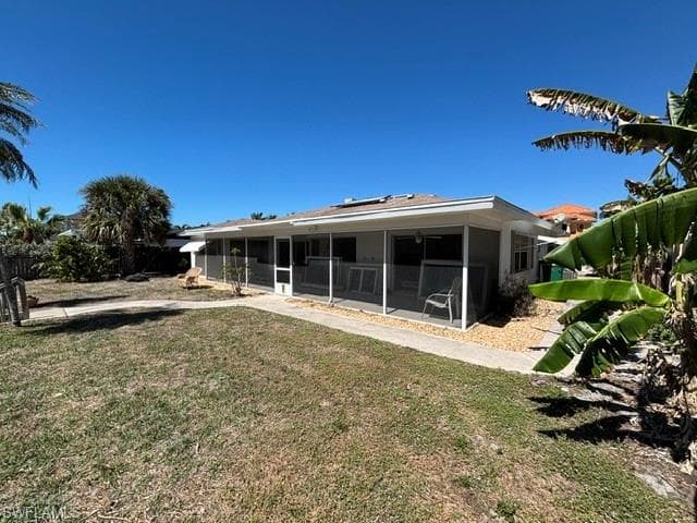 452 Seabee Ave, Naples, FL 34108-3
