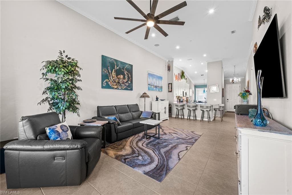 9394 Pocida Ct 201, Naples, FL 34119-5