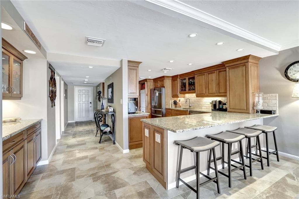 1090 Collier Blvd 312, Marco Island, FL 34145-16