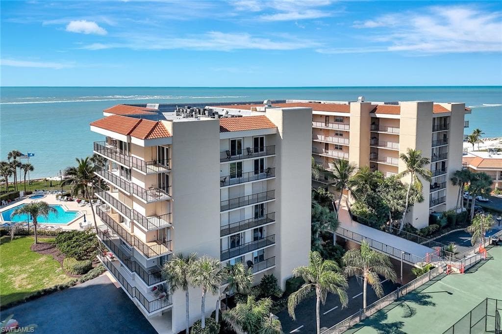 1090 Collier Blvd 312, Marco Island, FL 34145-27
