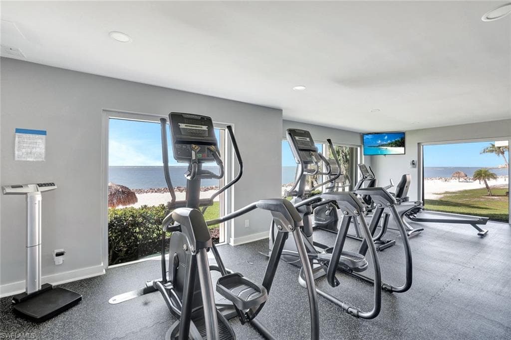 1090 Collier Blvd 312, Marco Island, FL 34145-29