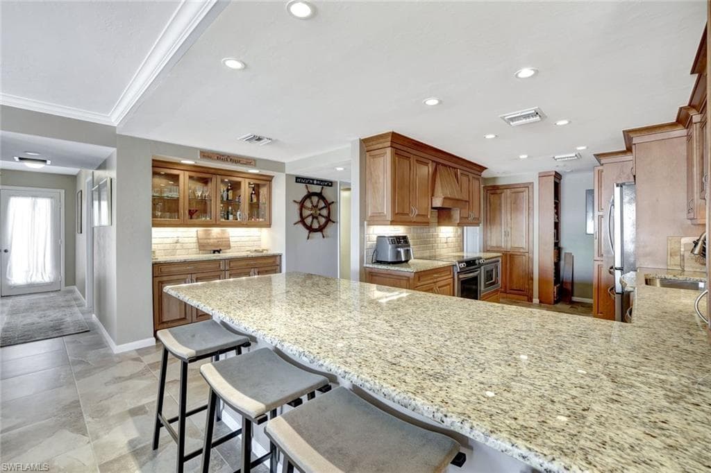 1090 Collier Blvd 312, Marco Island, FL 34145-6