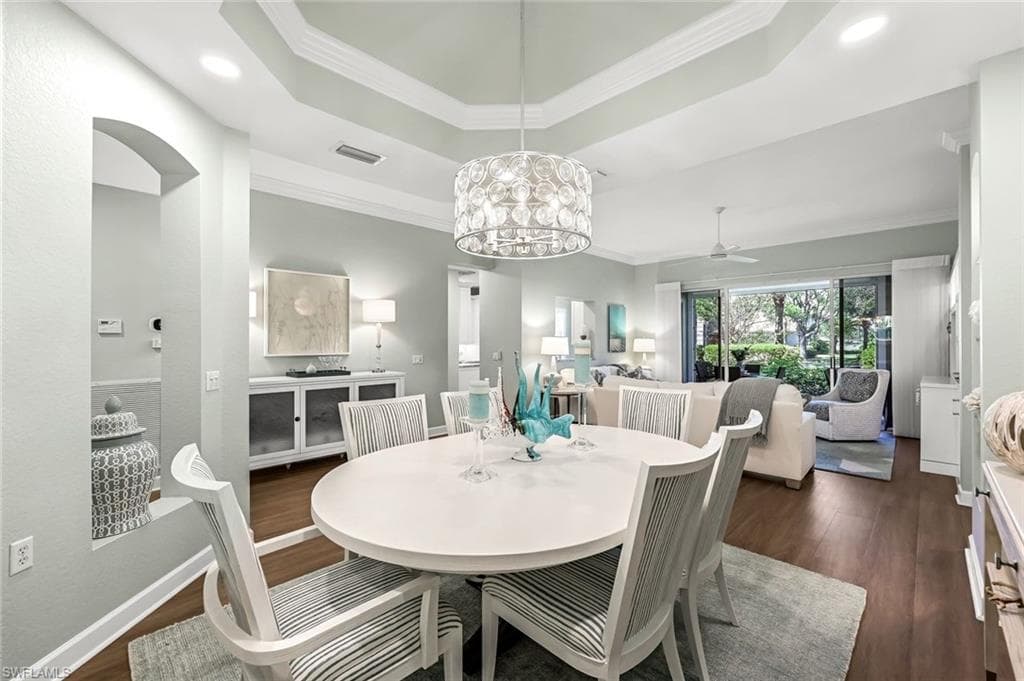 9048 Whimbrel Watch Ln 101, Naples, FL 34109-1