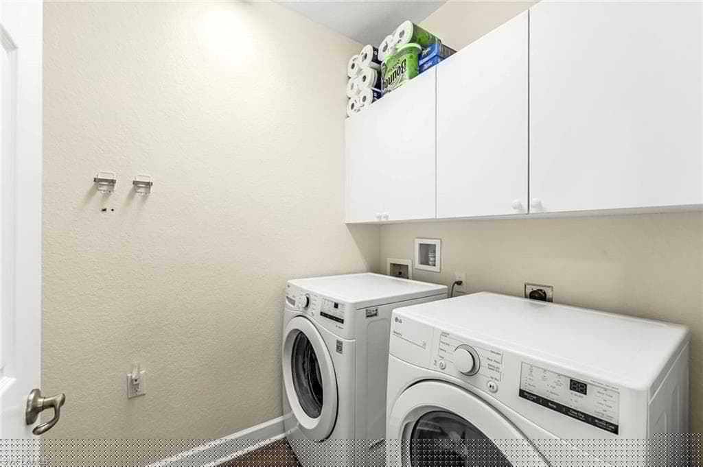 9048 Whimbrel Watch Ln 101, Naples, FL 34109-26
