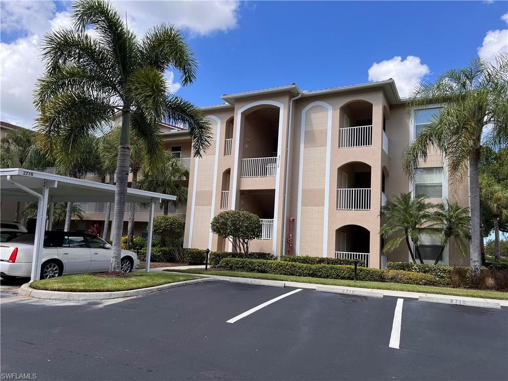 2710 Cypress Trace Cir 3015, Naples, Fl 34119-2