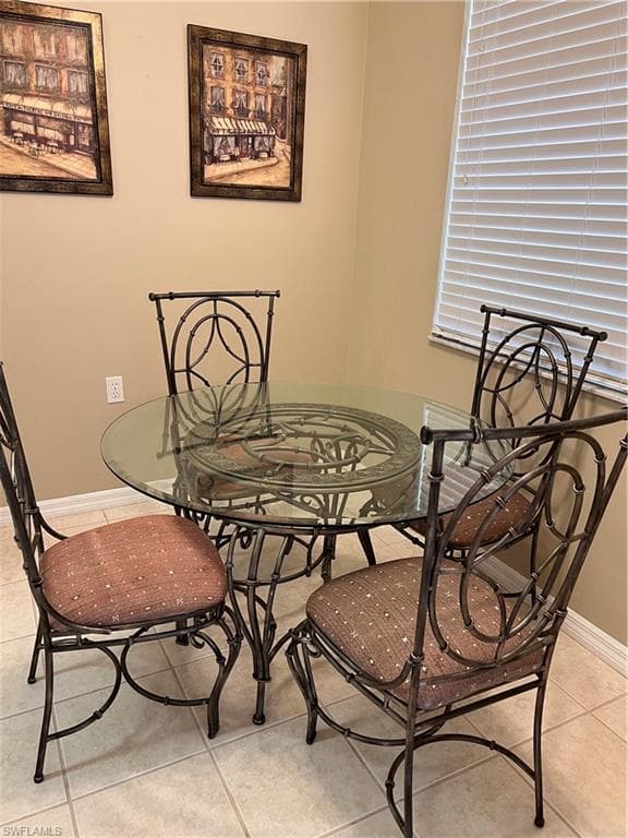 2710 Cypress Trace Cir 3015, Naples, Fl 34119-6