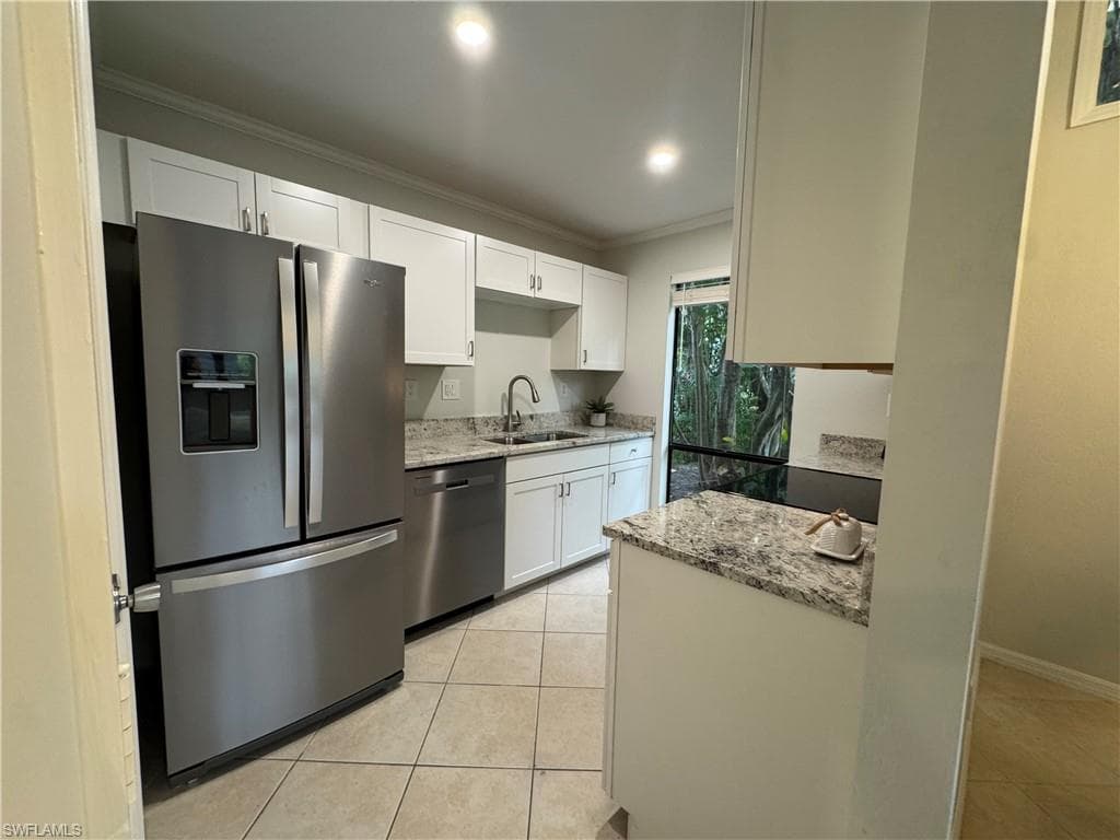 1281 Solana Rd, Naples, FL 34103-12