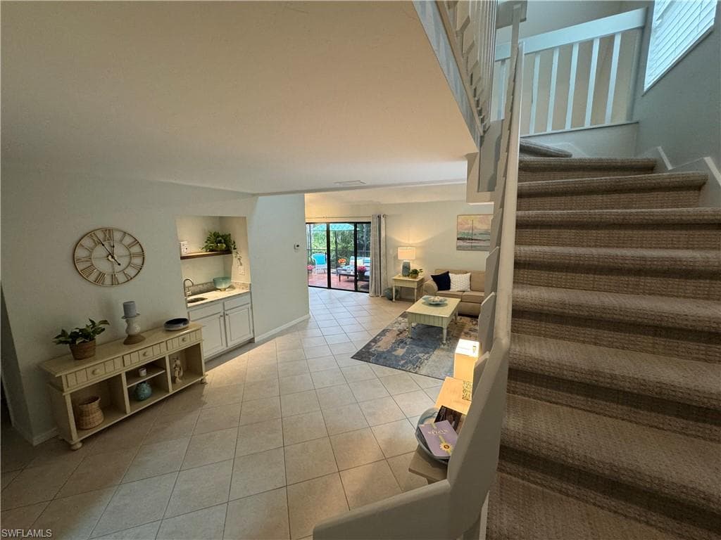1281 Solana Rd, Naples, FL 34103-21