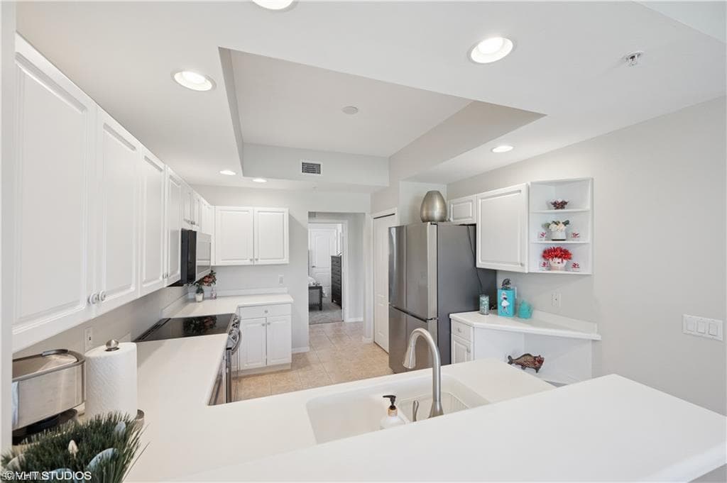 3445 Laurel Greens Ln S 103, Naples, FL 34119-19
