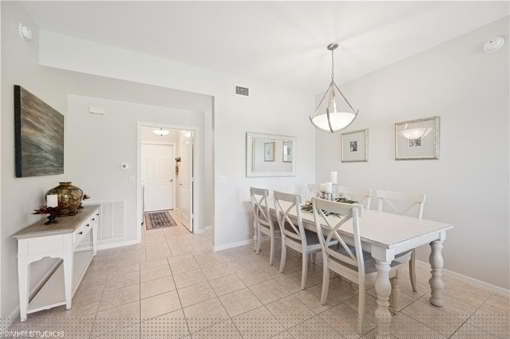 3445 Laurel Greens Ln S 103, Naples, FL 34119-34