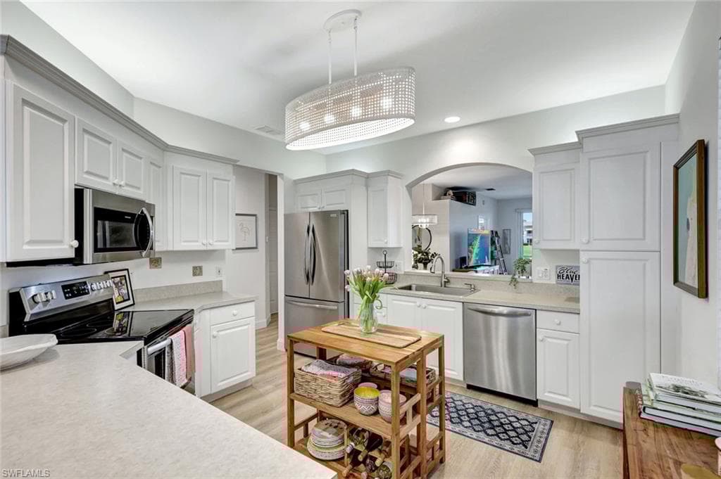 5954 Sand Wedge Ln 702, Naples, FL 34110-9