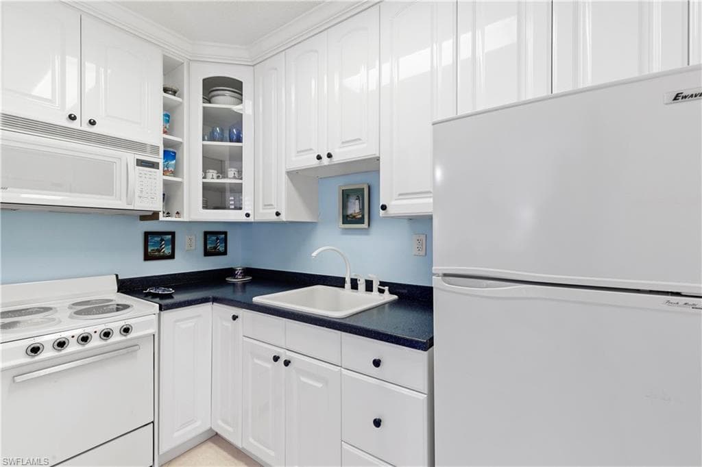 167 Collier Blvd M1, Marco Island, FL 34145-12