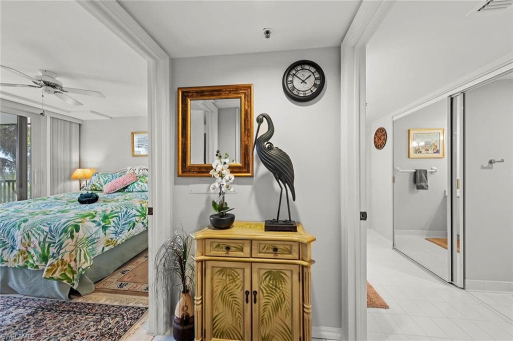 6825 Grenadier Blvd 202, Naples, FL 34108-18
