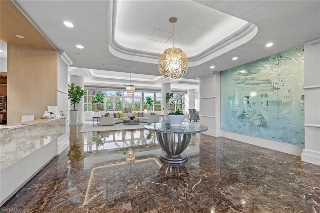 6825 Grenadier Blvd 202, Naples, FL 34108-24