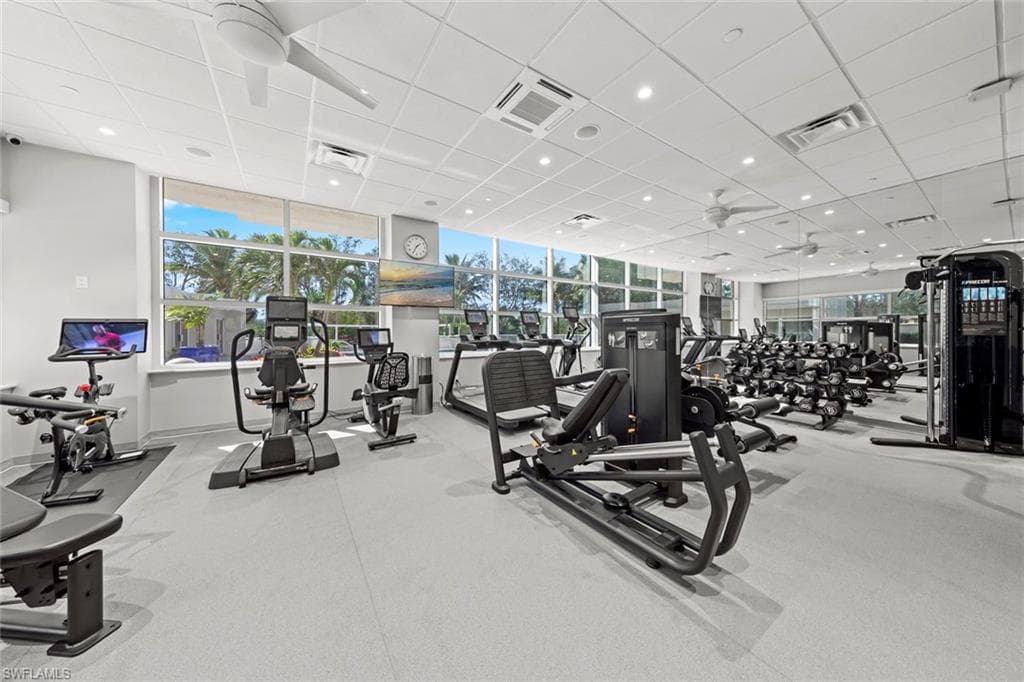 6825 Grenadier Blvd 202, Naples, FL 34108-33