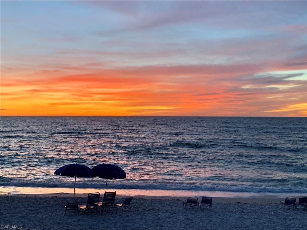 6825 Grenadier Blvd 202, Naples, FL 34108-42